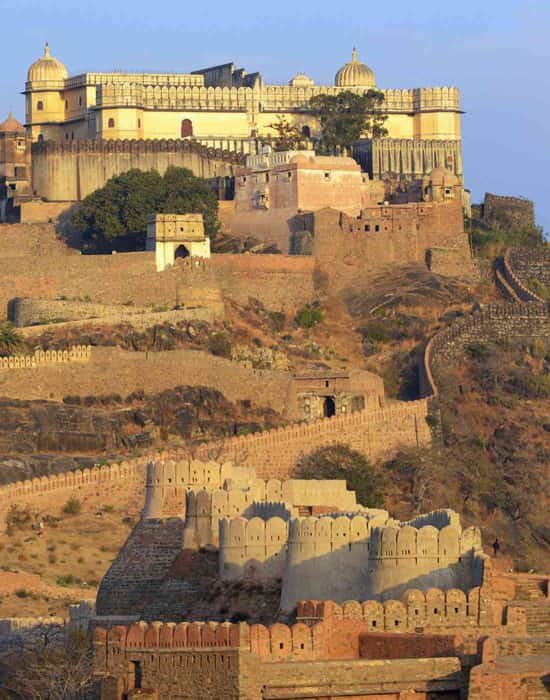 Book Taxi And Car Udaipur To Kumbhal Garh