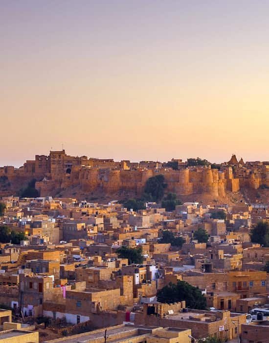 Udaipur To Jaisalmer Taxi Service